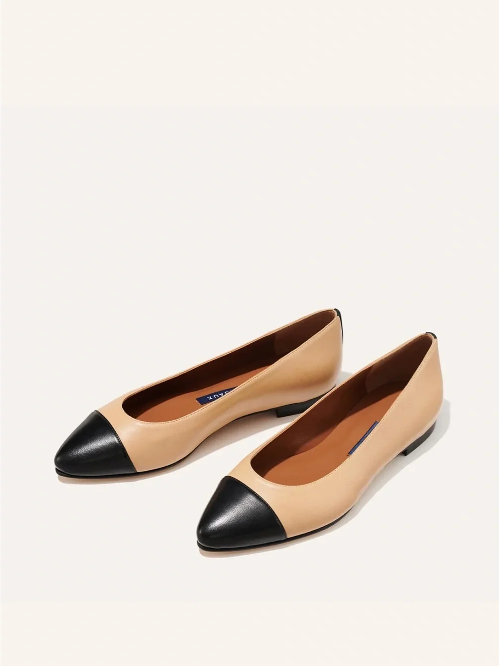 MARGAUX  THE POINTE FLATS
